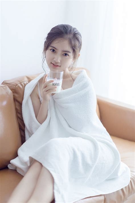 曼联两人本月仍可能离队！曝不买中场原因，强留新帝星有特别计划